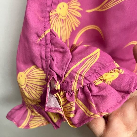 Smiley X Unique Vintage Pink Daisy Ruffle Shorts - Picture 7 of 11